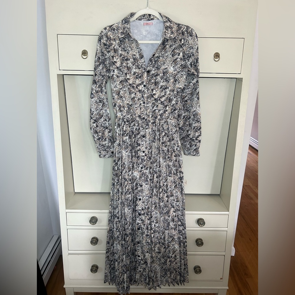 Udel New York animal print pleated maxi dress size small